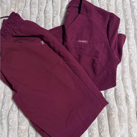 Jaanuu Other - JAANUU Burgundy Scrub Set Small Top XS Pants